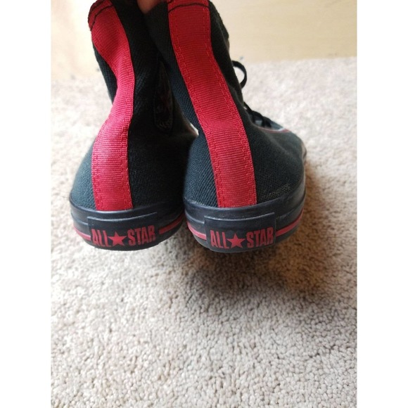Converse Unisex Black & Red Sneakers - Picture 4 of 9